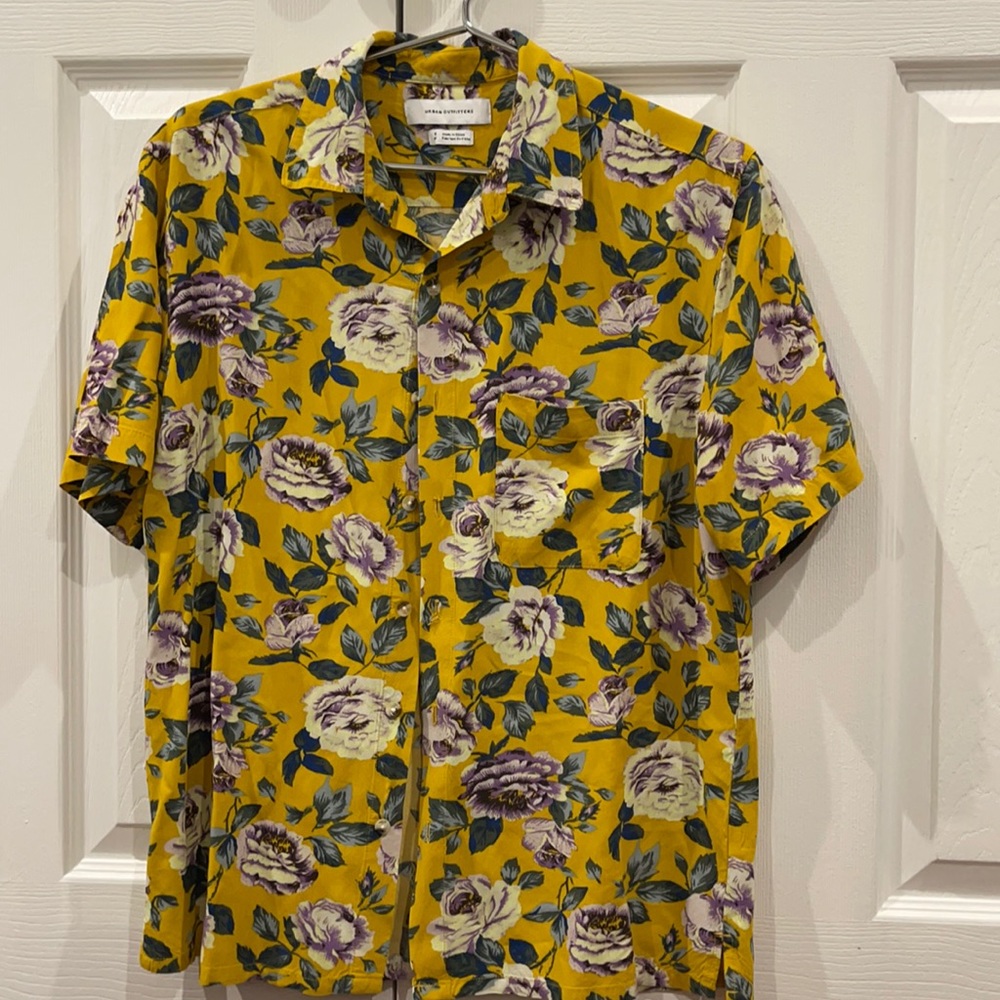 Yellow floral button down. Summer shirt